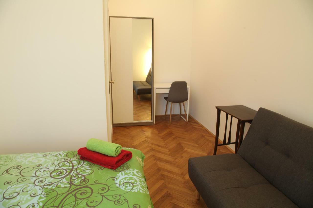 Writer'S Place Hotel Ljubljana Luaran gambar