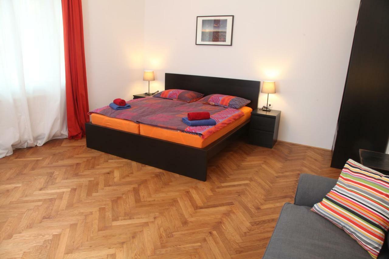 Writer'S Place Hotel Ljubljana Luaran gambar