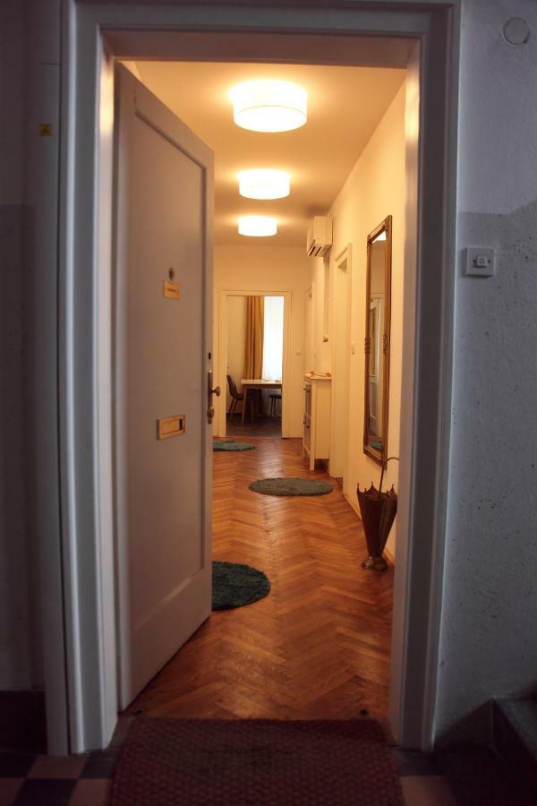 Writer'S Place Hotel Ljubljana Luaran gambar